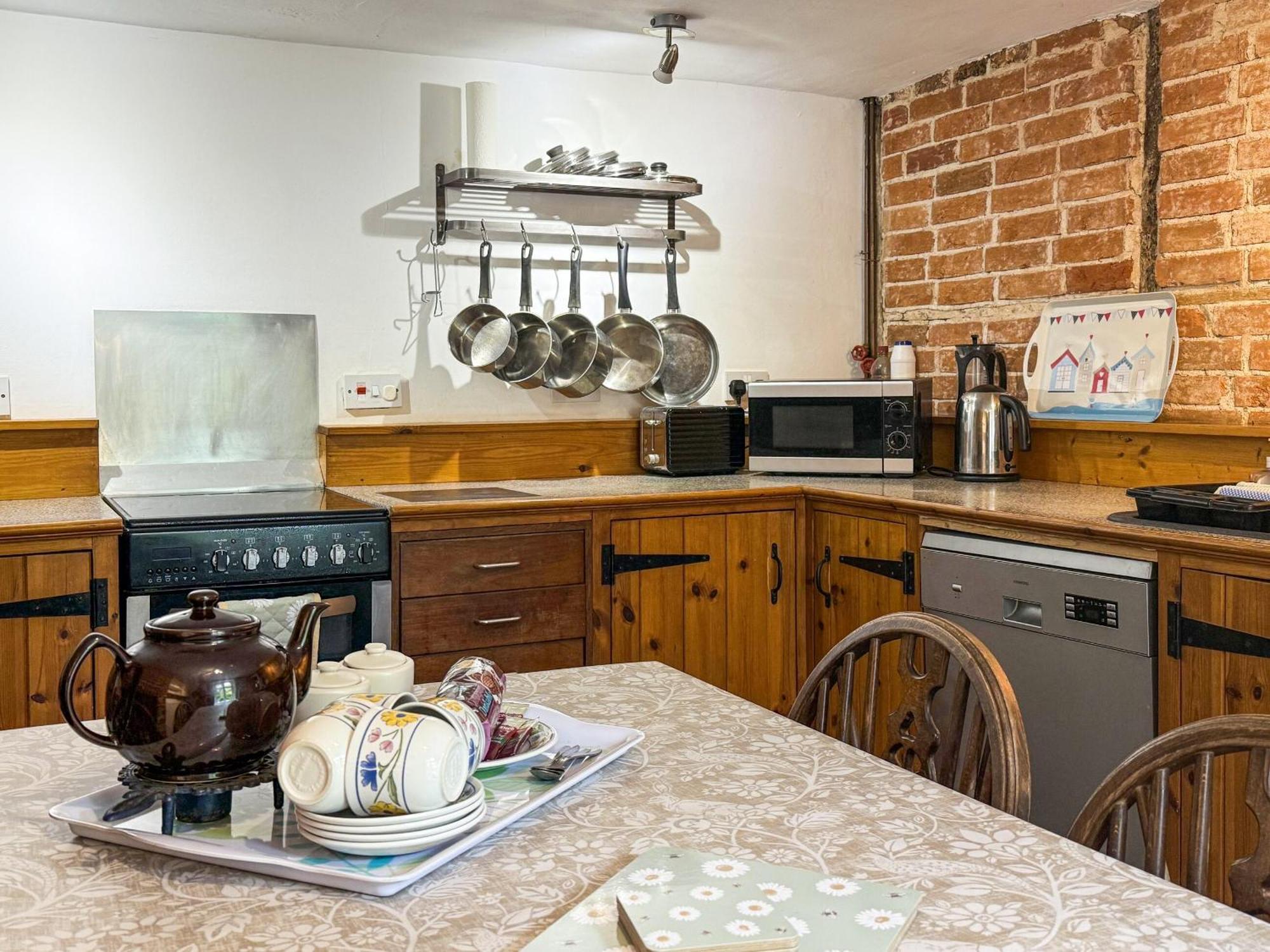 Blacksmiths Cottages Stiffkey Bagian luar foto
